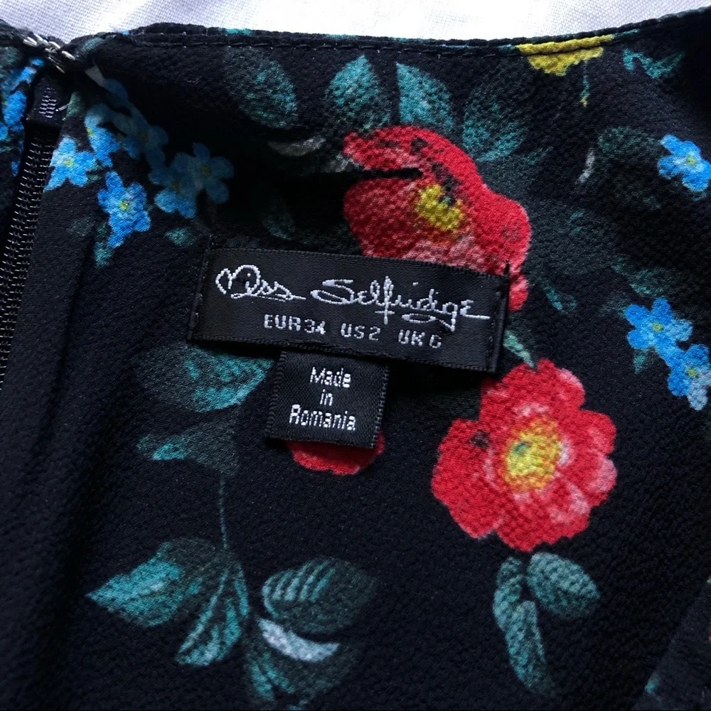 miss selfridge ⋆ ruched floral dress